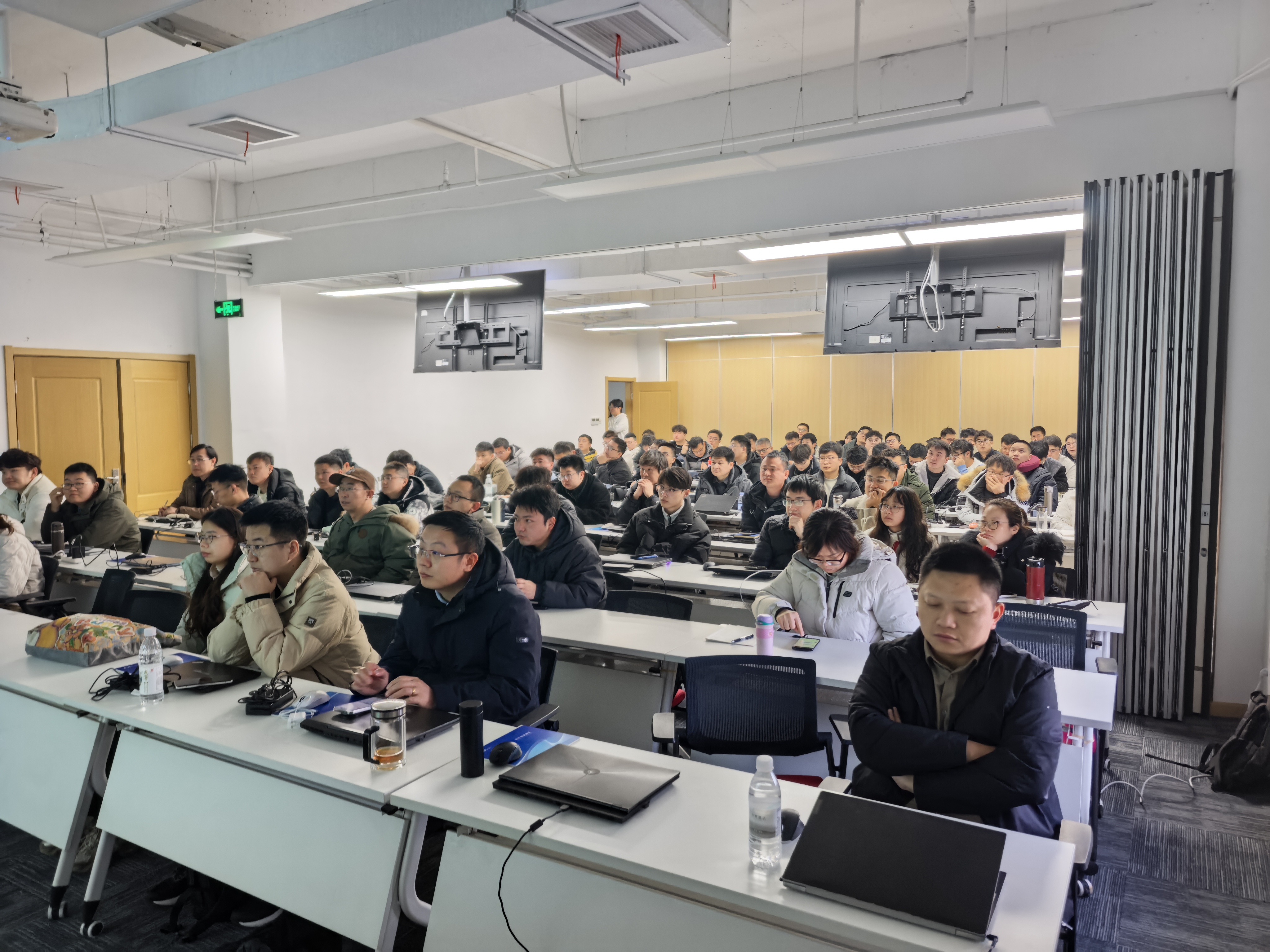 开目大讲堂“新春第一课”圆满收官，奋楫赋能智造新征程